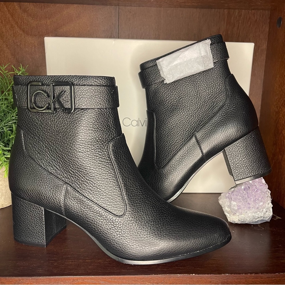 NIB Calvin Klein leather ankle boots Size 10